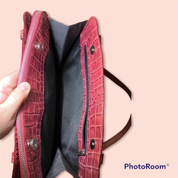 Tosca Blu Italian Red Leather Alligator Handbag! - Picture 5 of 16